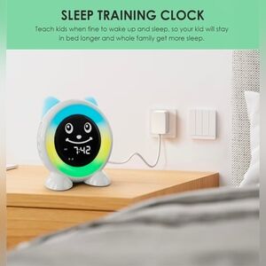 Toddlers Sleep Training Clock, Kid's Alarm Clock / Gift Cute Cat Ear Night Light